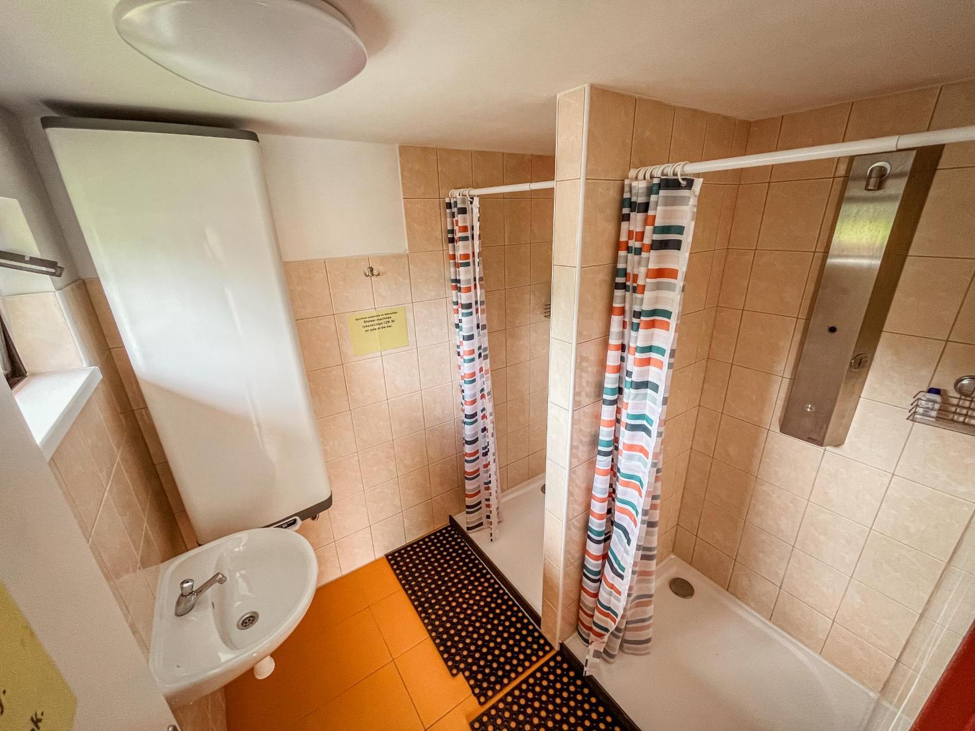 Karavan 1 V Arealu Koupaliste Bystre V Orlickych Horach Exterior foto