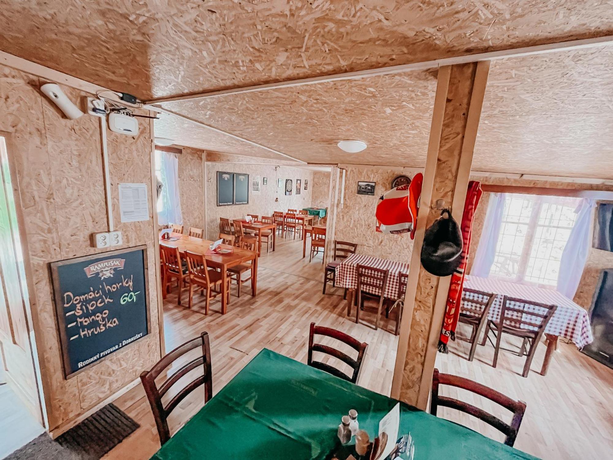 Karavan 1 V Arealu Koupaliste Bystre V Orlickych Horach Exterior foto